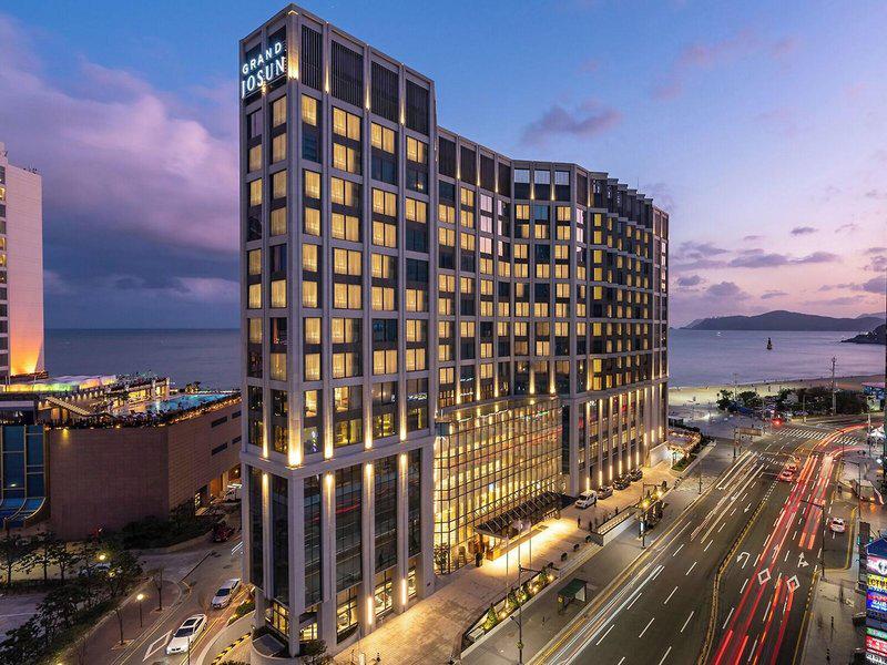 3C4B9EB8EDCABE0FBF2C9FA3FA507AFF