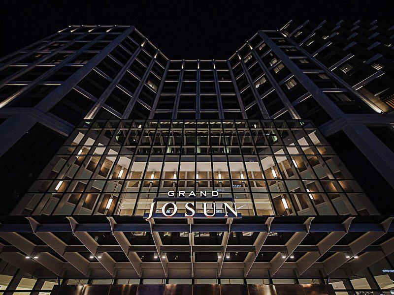 FA154C53E2A20FF4D402B496AF4C46E8