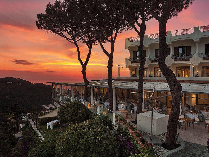 F8989C4C7F62C25E2D5C4E197B097733