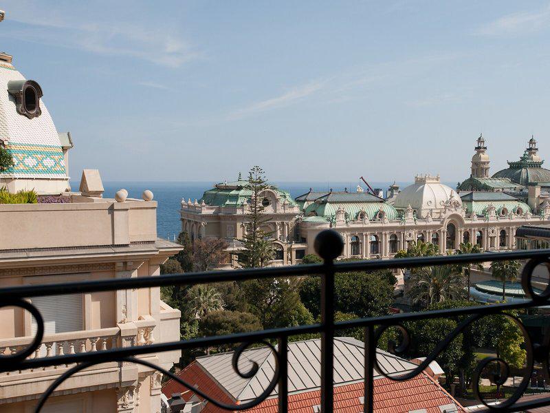 3A07DD9B89D1D24ECB8D68D20A6055E7