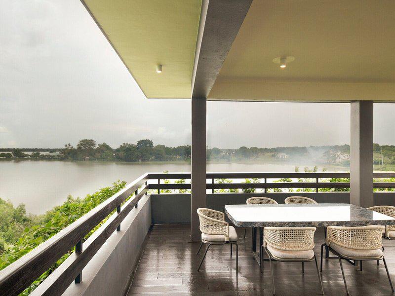 ECF26E791C218FF47596D3AD564FE1F9