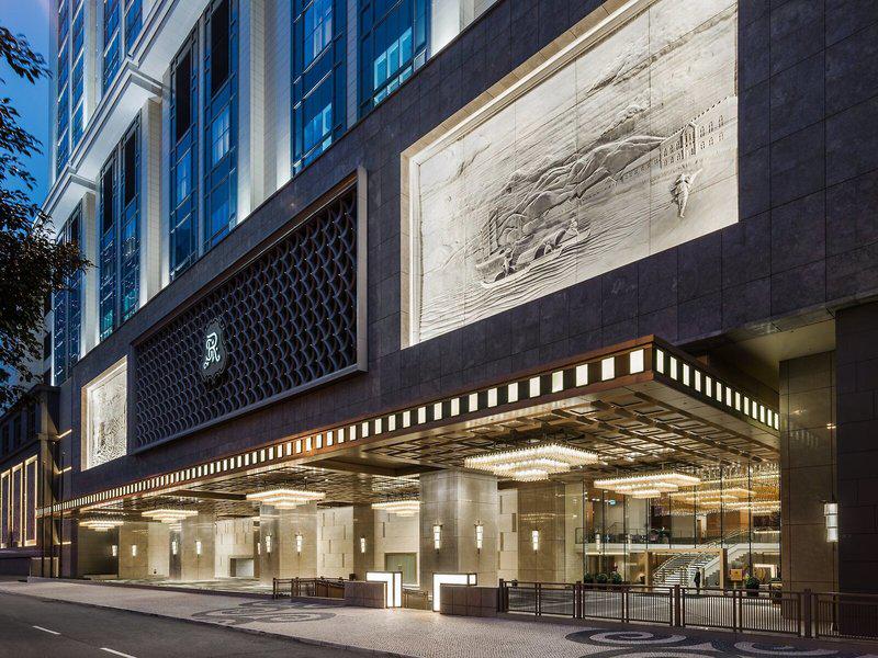 41BD640FFC43482613C583D90614B32E