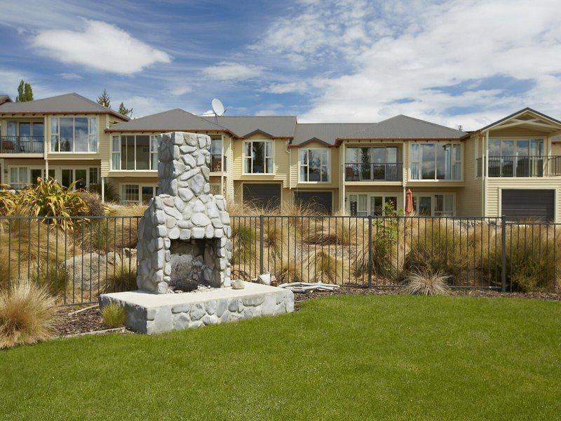 0249FC8A28D10901A4127F9ED9F4312C