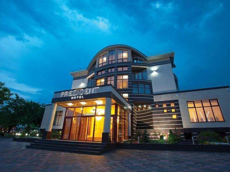 2A08DB95F318108AE621AA9C0BCF8B3F