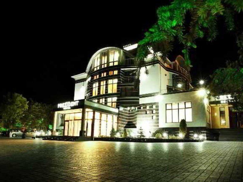 A640A726F7ED2617F3D1B5AFD0415718