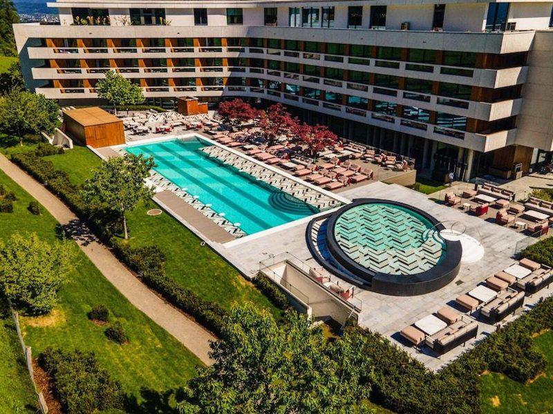 1FEC701EAD654B125598090663ADB93A