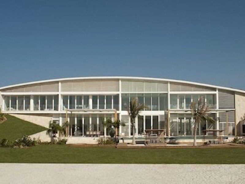 EFEB2625E55E0895174245B28CB33EA4