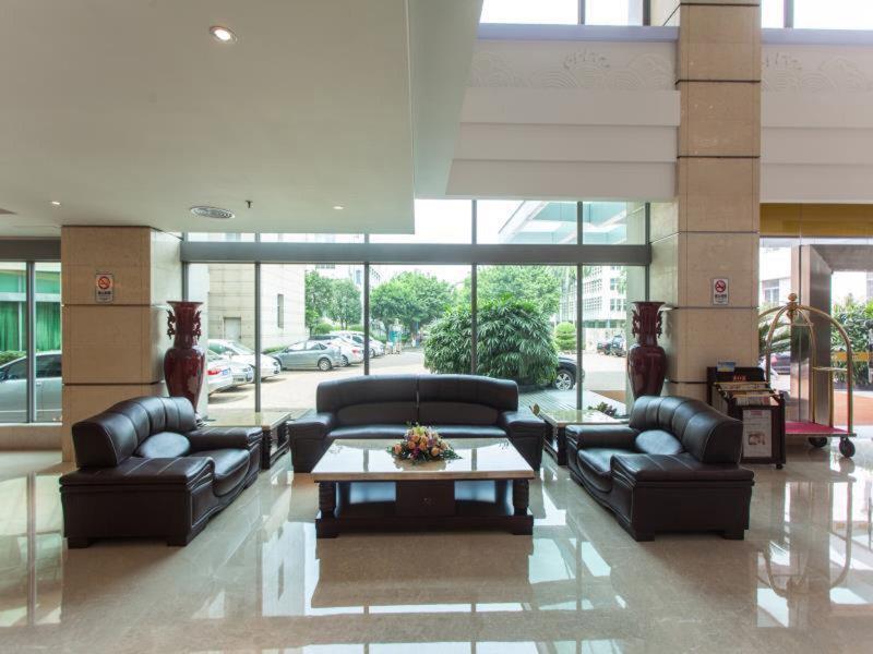 6B8852E10D6B41E778C1BFD97113C897