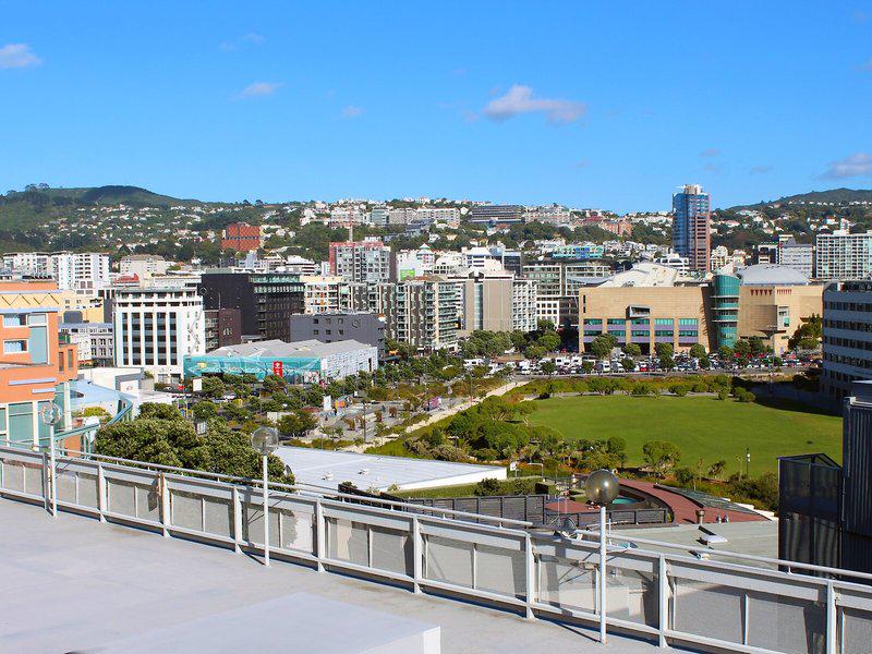 A4922DA3B115AF4F5F7A2748E07AD49B