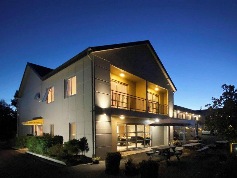 CEB1998CE6A0DC37BE280286E59165B1