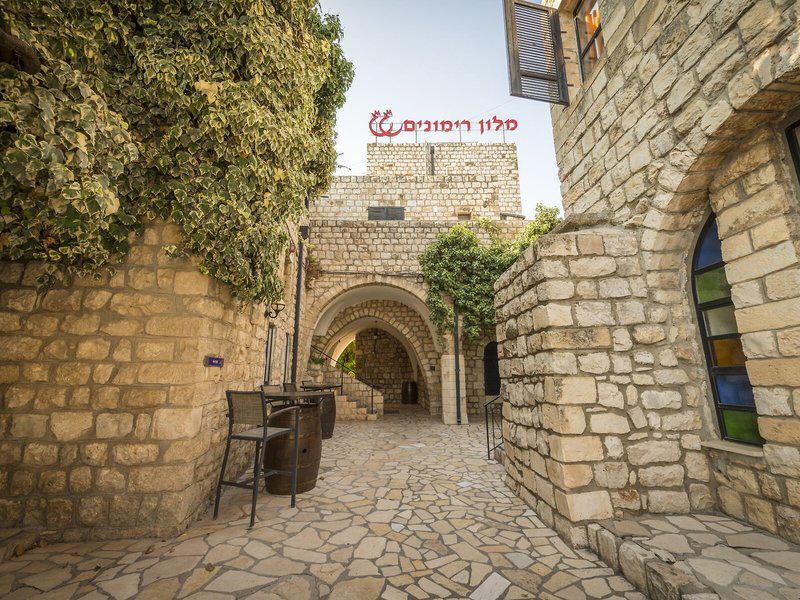 DCC39734E6524A2F997964AD2A6B531D