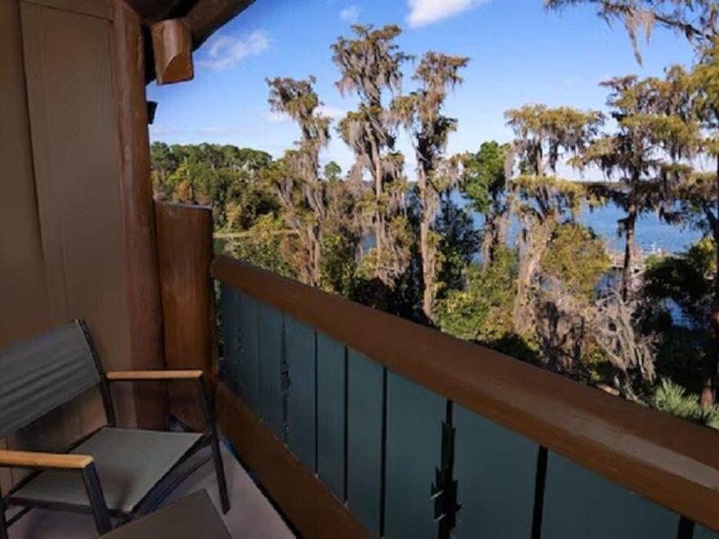 ECE2D6C3F5299A1A22E2CDCFF27AC543