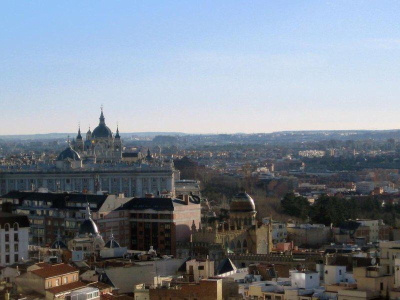 A1F325C275B177B120AB56653190E237