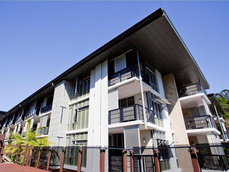 A27379527E92D5EE46A9059E4A2F4037