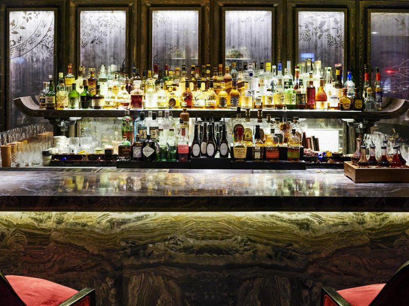 4C2878CFEBD345B4F67084F6D4A317AE