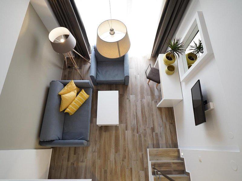 51C559E516CEF6B08EB4DC2DB363DB9F