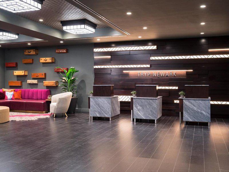 22FE51355E4AE605FE5F0BC5C6401451