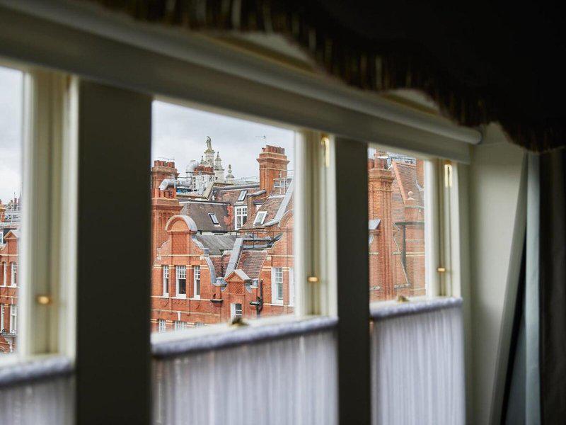 0A241EF09EBA41857252759061E1A0BE