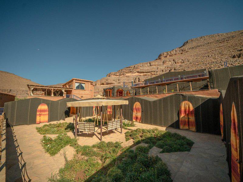 1651411E31C7FA77288E79AB5828F240