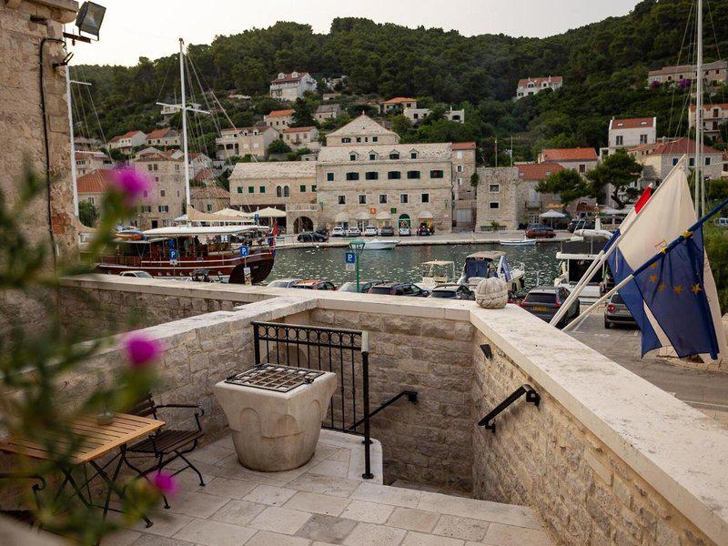 138C809998EA866E83188D378CB5CCF7