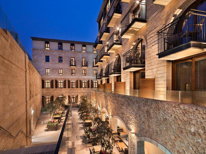 F235789DCC5E05702F5AC3A786FE3D80