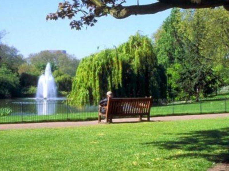 6162094DB6EA2418D79E80C8DD89B974