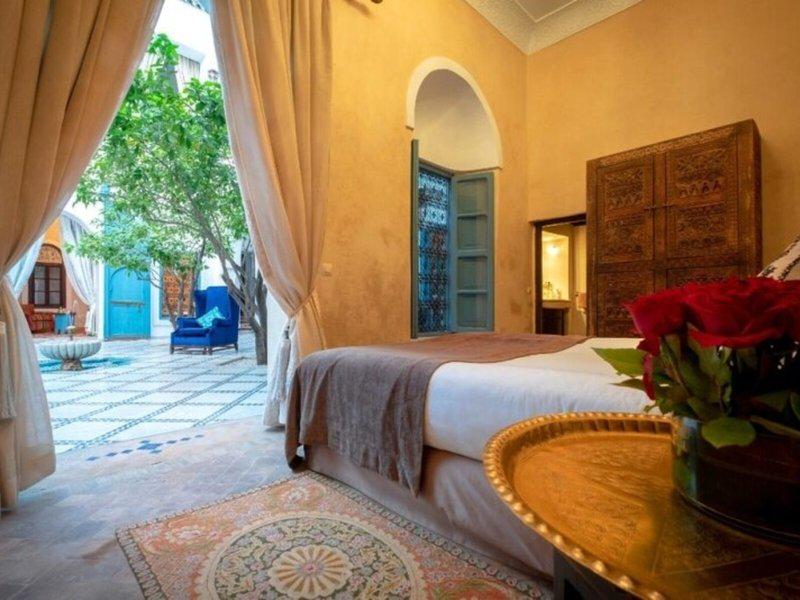 BDE87635A593B6C431595BED5146E023