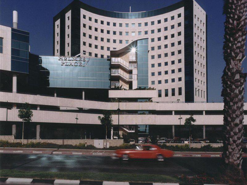 88C3E6E475BECD41FDB6276F673D38A4