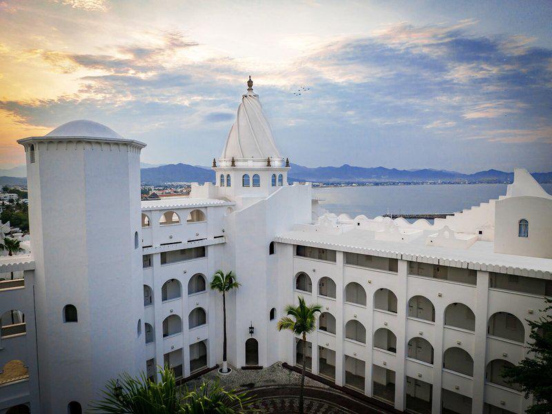 7399DEE76A158885DC171AD04183B742