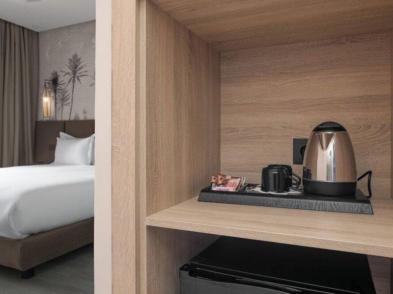 13AC68EF952359769CA56FC9D6A79933