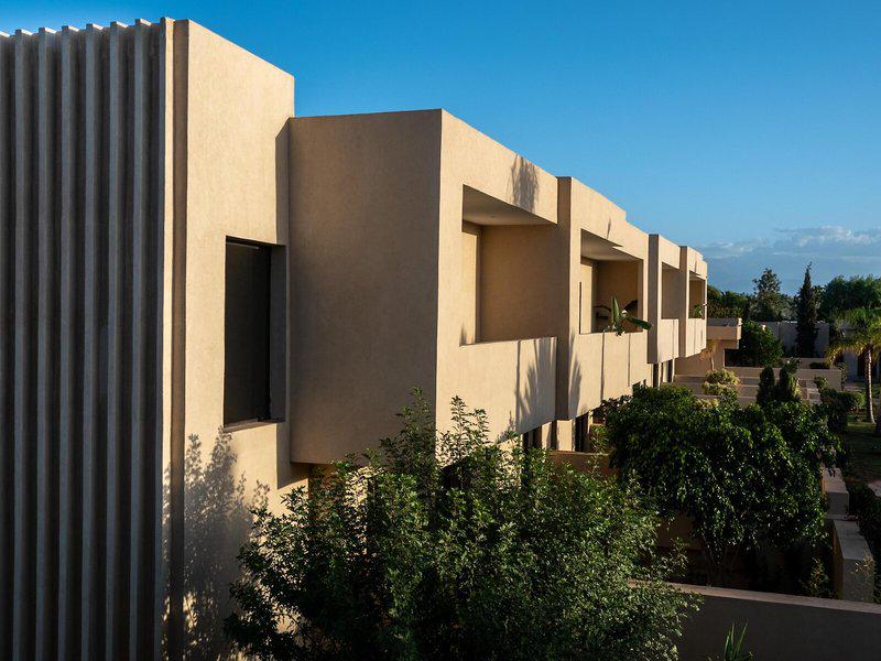 E2483345D03844ED17156F28FB2849DE