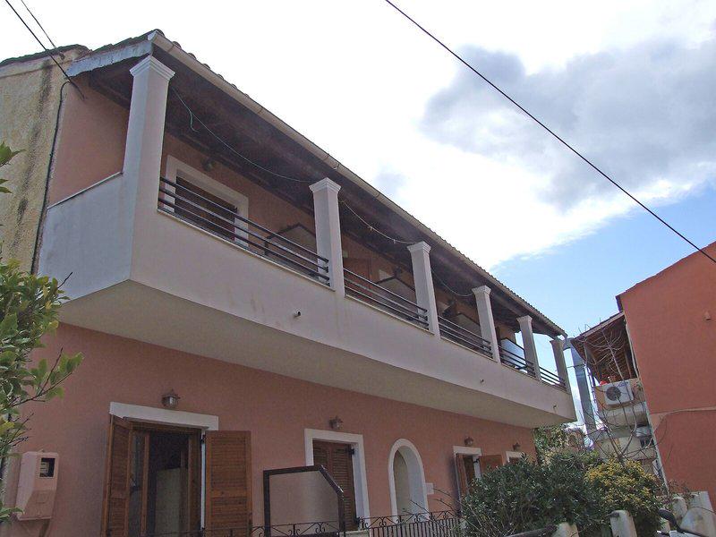 55DB75DEC85286380D5CA8B08D79C11F