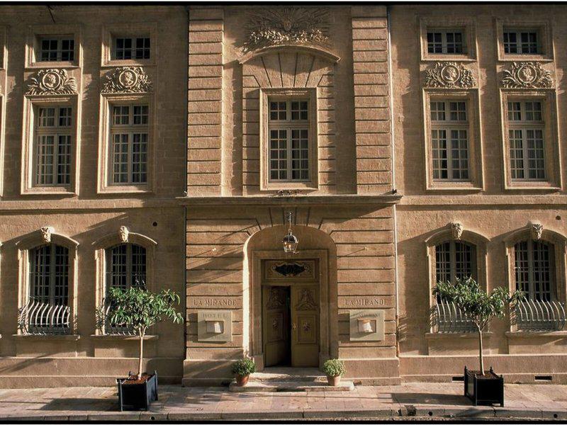 8FD5D306CFA7E992BAE00A3A1802EA22