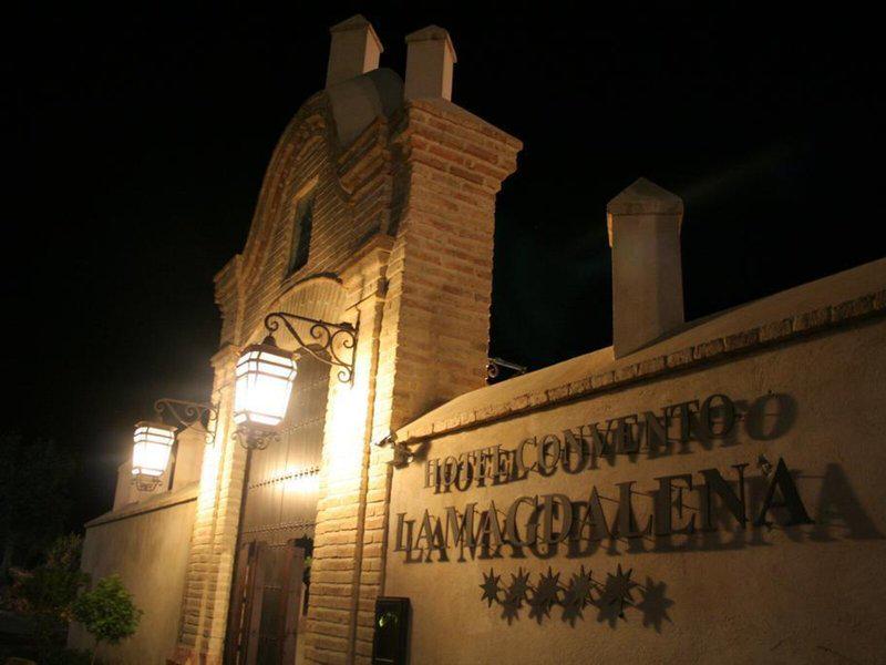 35A4364F786F4121F71429DFFFF43AD0