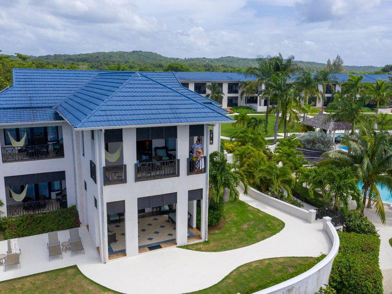 99C3986CC98645DAACEF28324B0AD4B7