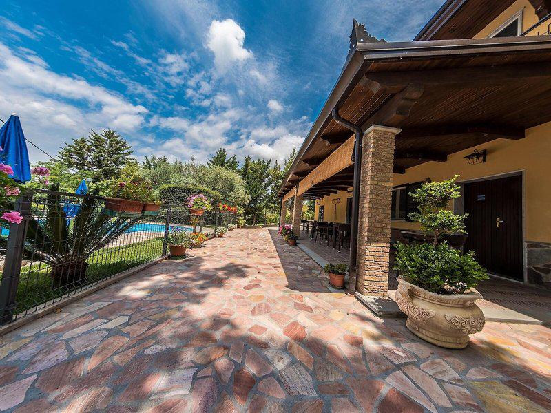 10C3DB49EC88564AA64A96B4BB9FAED6