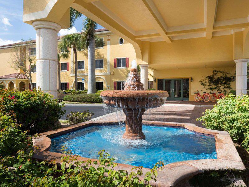 A054F6EF623547A31A1C7E04945FC025