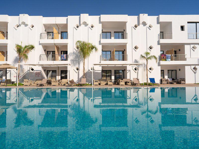 7A4FDEF642BC3D73F0763A9C80636B6A