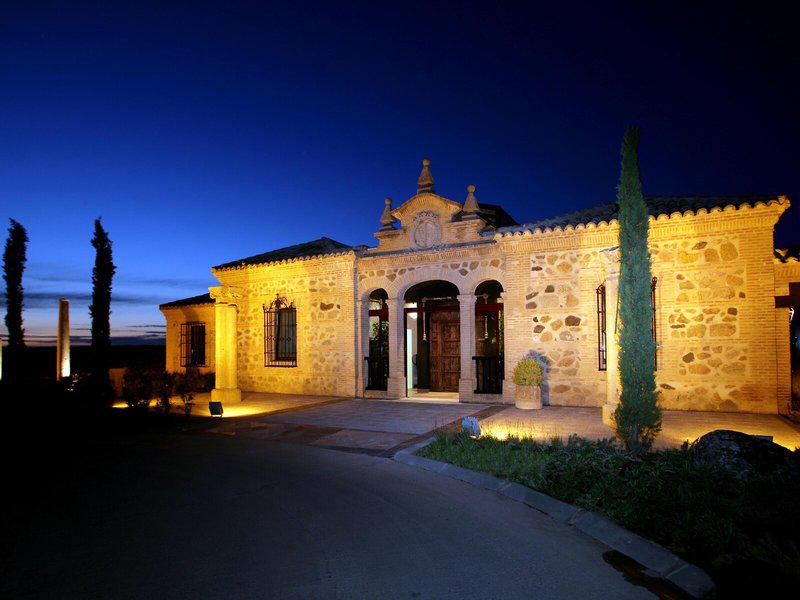 34A6089FE8386C6F2E63B91E69744F83