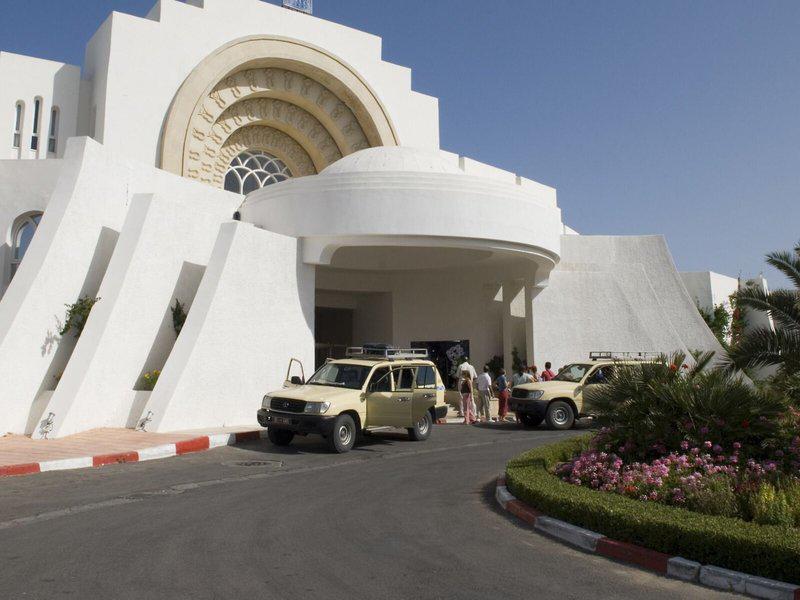 0F1788447C64768A3844E5454F015E07