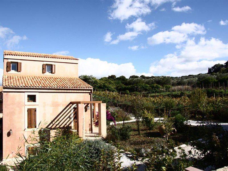 EF514AF5ECF33BD2E00BB221B59FA05A