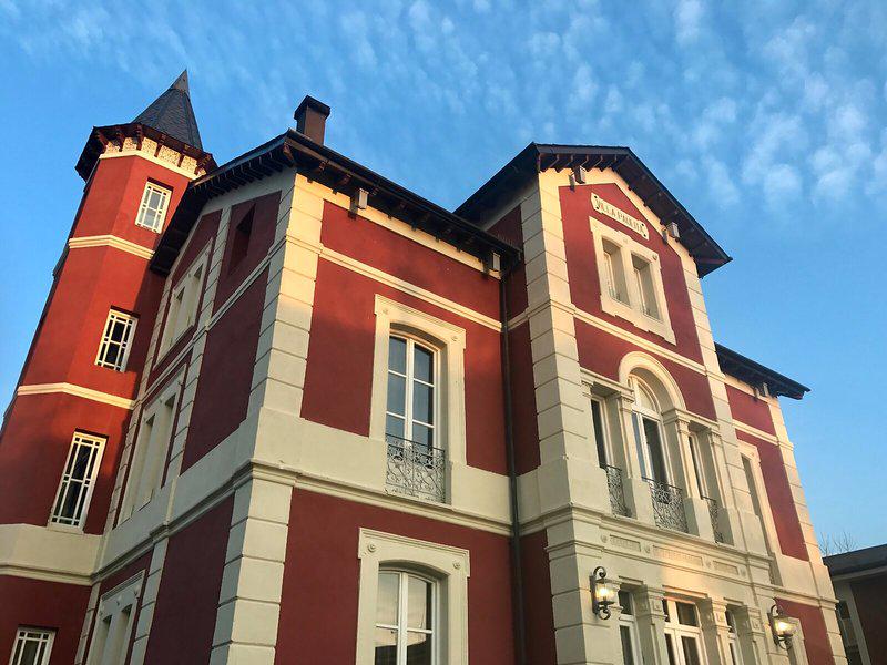 F841F6308764ECA571F71B35691C6D85