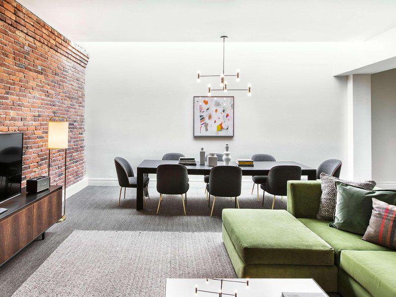 91DBBD4EB945190156C2D20F898FE0D4