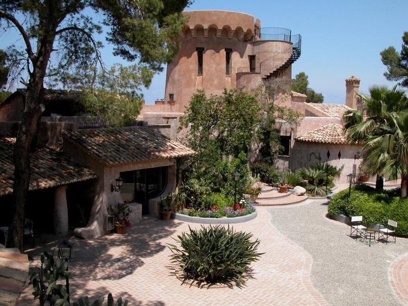 804F4602963F53B9C90E3E8F67257D22