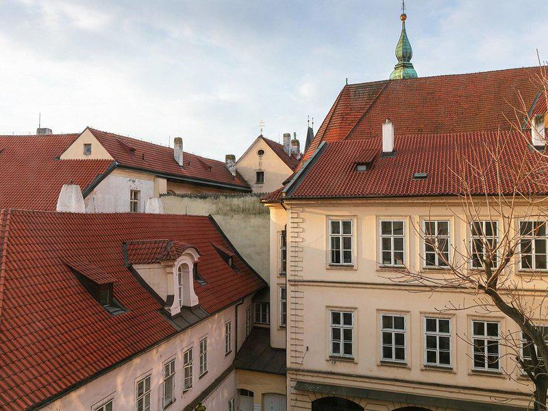 5DAC90CB41587455AD96DF0183F39392