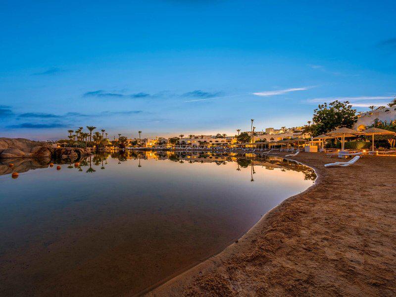 1900A867F3A640A23A5B3779F6E0B76A