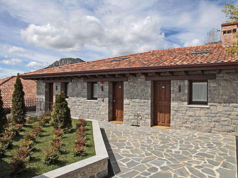 12D20C2CE57153BC86772C320E4DD184