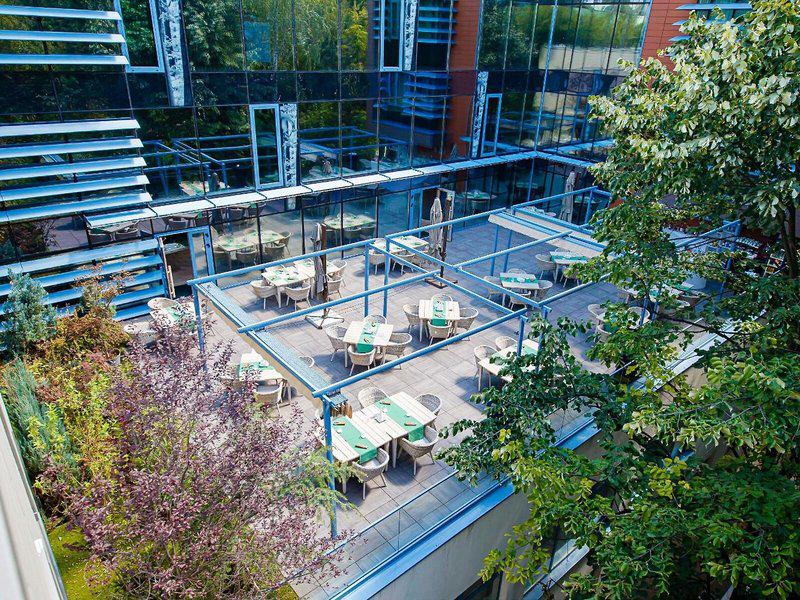 3F08B8D533712F5168EB06B76AE775C2