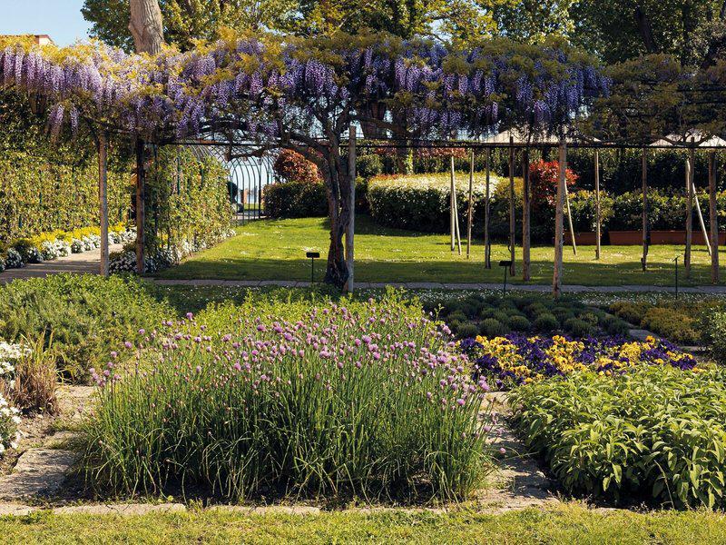 9CA510B151E3F93A3300EAD8976A371A