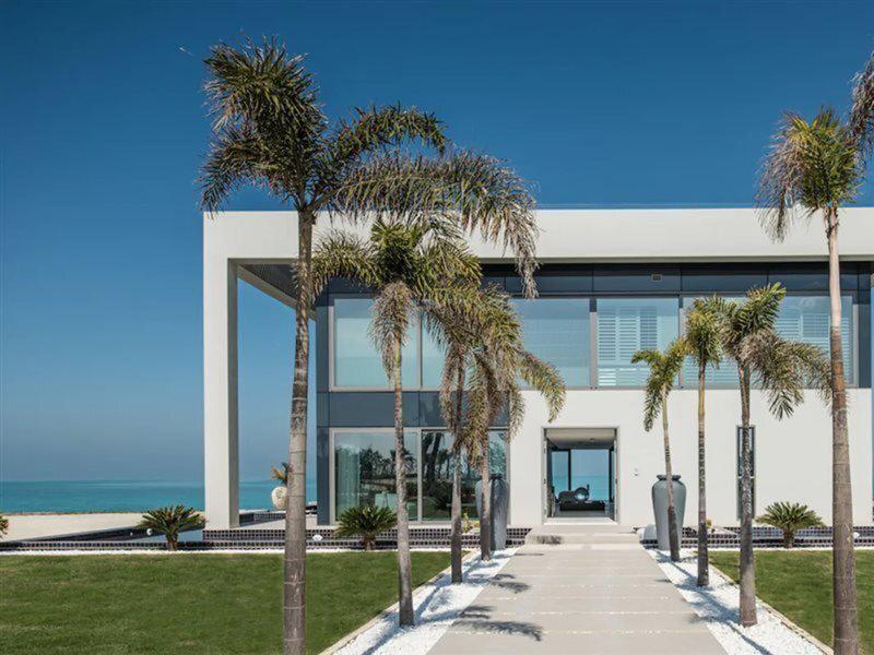 370B60D0F2B32B034E367728A8B82611